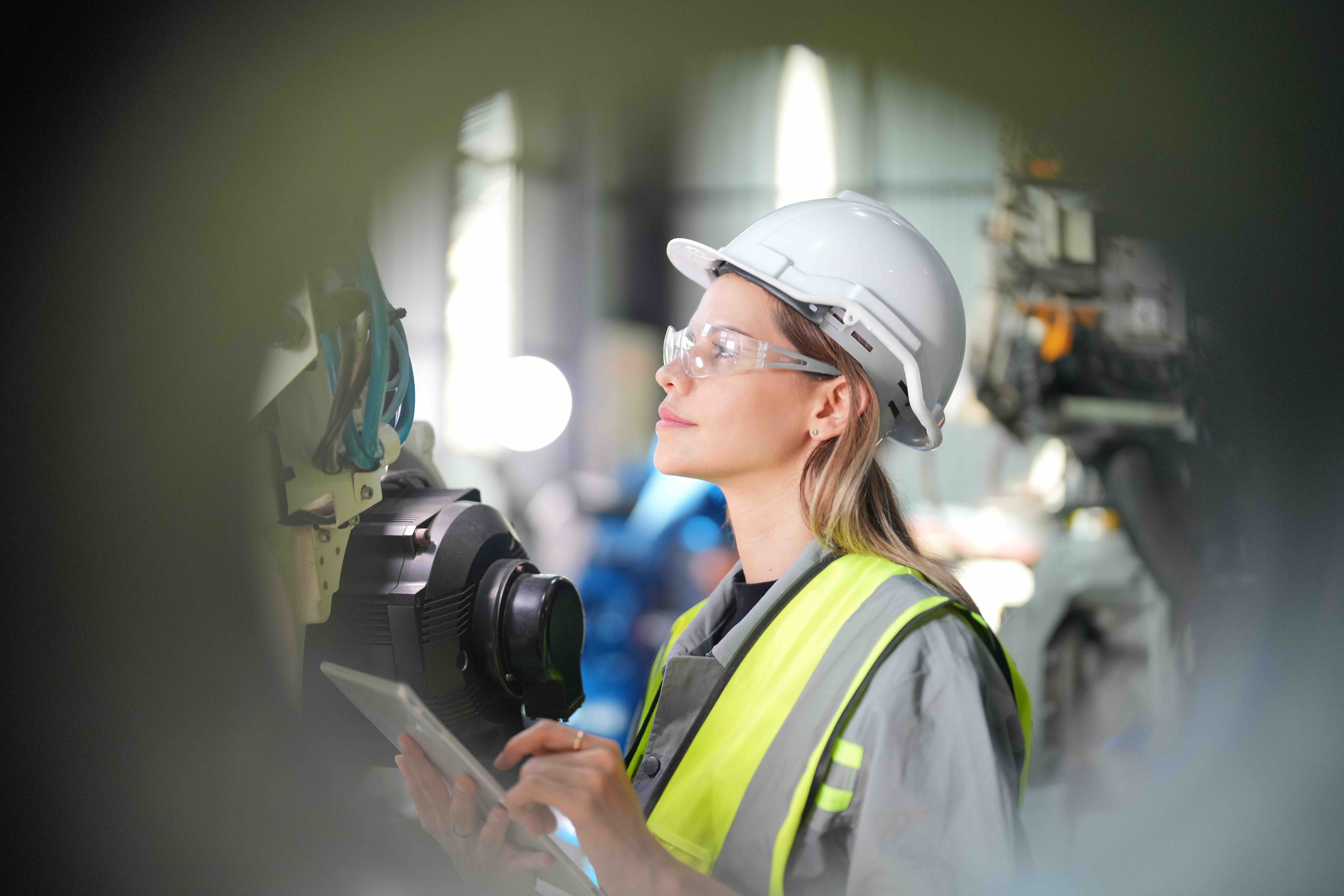 tech-industry-business-industry-technology-peopl-2023-11-27-05-13-30-utc